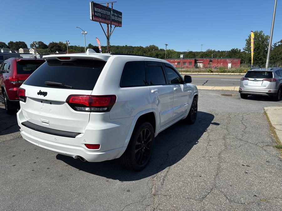 2018 Jeep Grand Cherokee Altitude 4x4 *Ltd Avail*, available for sale in Worcester, Massachusetts | Worcester Auto Outlet LLC. Worcester, Massachusetts 2018 Jeep Grand Cherokee Altitude 4x4 *Ltd Avail*, available for sale in Worcester, Massachusetts | Worcester Auto Outlet LLC. Worcester, Massachusetts