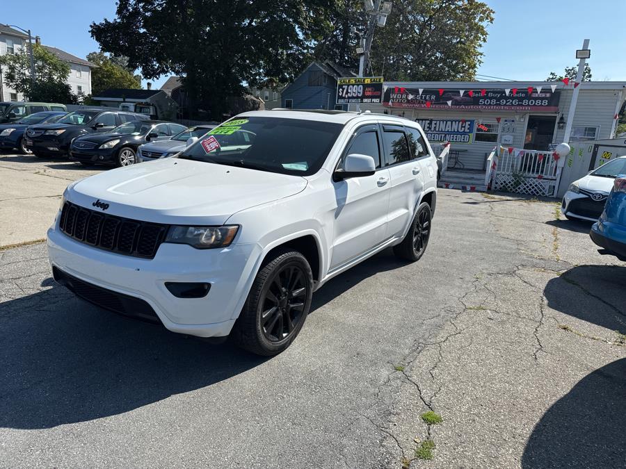 2018 Jeep Grand Cherokee Altitude 4x4 *Ltd Avail*, available for sale in Worcester, Massachusetts | Worcester Auto Outlet LLC. Worcester, Massachusetts 2018 Jeep Grand Cherokee Altitude 4x4 *Ltd Avail*, available for sale in Worcester, Massachusetts | Worcester Auto Outlet LLC. Worcester, Massachusetts