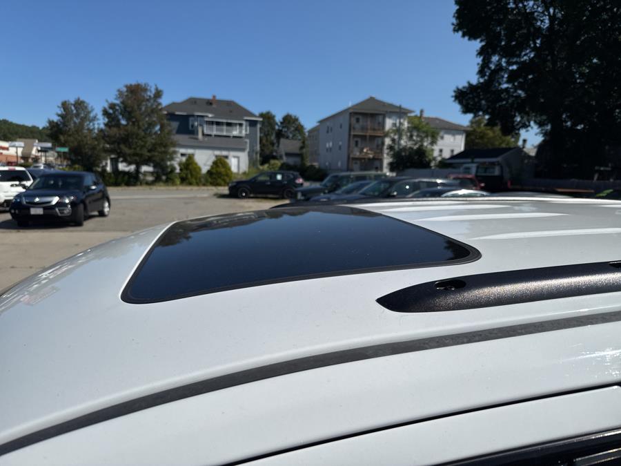 2018 Jeep Grand Cherokee Altitude 4x4 *Ltd Avail*, available for sale in Worcester, Massachusetts | Worcester Auto Outlet LLC. Worcester, Massachusetts 2018 Jeep Grand Cherokee Altitude 4x4 *Ltd Avail*, available for sale in Worcester, Massachusetts | Worcester Auto Outlet LLC. Worcester, Massachusetts