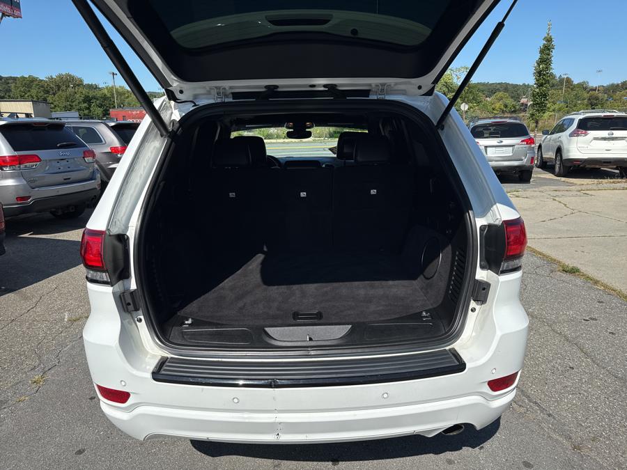 2018 Jeep Grand Cherokee Altitude 4x4 *Ltd Avail*, available for sale in Worcester, Massachusetts | Worcester Auto Outlet LLC. Worcester, Massachusetts 2018 Jeep Grand Cherokee Altitude 4x4 *Ltd Avail*, available for sale in Worcester, Massachusetts | Worcester Auto Outlet LLC. Worcester, Massachusetts