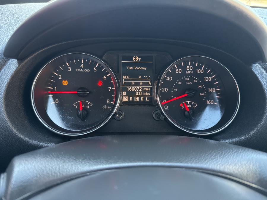 2011 Nissan Rogue AWD 4dr Krom Edition, available for sale in Worcester, Massachusetts | Worcester Auto Outlet LLC. Worcester, Massachusetts 2011 Nissan Rogue AWD 4dr Krom Edition, available for sale in Worcester, Massachusetts | Worcester Auto Outlet LLC. Worcester, Massachusetts