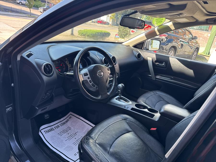 2011 Nissan Rogue AWD 4dr Krom Edition, available for sale in Worcester, Massachusetts | Worcester Auto Outlet LLC. Worcester, Massachusetts 2011 Nissan Rogue AWD 4dr Krom Edition, available for sale in Worcester, Massachusetts | Worcester Auto Outlet LLC. Worcester, Massachusetts