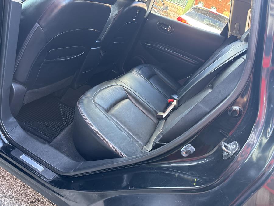 2011 Nissan Rogue AWD 4dr Krom Edition, available for sale in Worcester, Massachusetts | Worcester Auto Outlet LLC. Worcester, Massachusetts 2011 Nissan Rogue AWD 4dr Krom Edition, available for sale in Worcester, Massachusetts | Worcester Auto Outlet LLC. Worcester, Massachusetts
