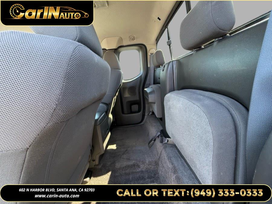 2005 Nissan Frontier 2WD XE King Cab I4 Auto, available for sale in Santa Ana, California | Carin Auto. Santa Ana, California 2005 Nissan Frontier 2WD XE King Cab I4 Auto, available for sale in Santa Ana, California | Carin Auto. Santa Ana, California