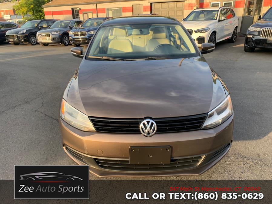 2011 Volkswagen Jetta Sedan 4dr Auto SE w/Convenience & Sunroof PZEV, available for sale in Manchester, Connecticut | Zee Auto Sports. Manchester, Connecticut 2011 Volkswagen Jetta Sedan 4dr Auto SE w/Convenience & Sunroof PZEV, available for sale in Manchester, Connecticut | Zee Auto Sports. Manchester, Connecticut