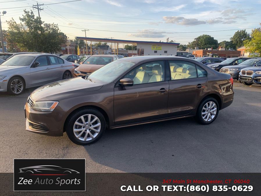 2011 Volkswagen Jetta Sedan 4dr Auto SE w/Convenience & Sunroof PZEV, available for sale in Manchester, Connecticut | Zee Auto Sports. Manchester, Connecticut 2011 Volkswagen Jetta Sedan 4dr Auto SE w/Convenience & Sunroof PZEV, available for sale in Manchester, Connecticut | Zee Auto Sports. Manchester, Connecticut