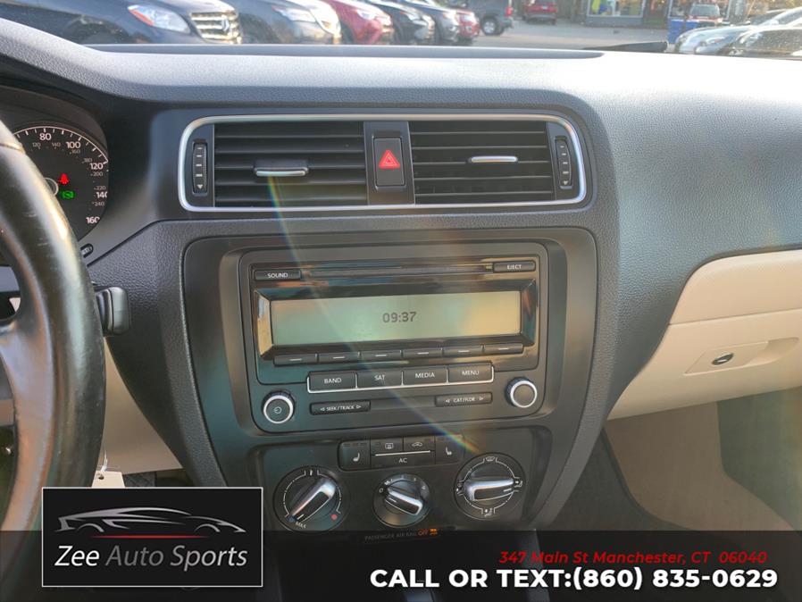 2011 Volkswagen Jetta Sedan 4dr Auto SE w/Convenience & Sunroof PZEV, available for sale in Manchester, Connecticut | Zee Auto Sports. Manchester, Connecticut 2011 Volkswagen Jetta Sedan 4dr Auto SE w/Convenience & Sunroof PZEV, available for sale in Manchester, Connecticut | Zee Auto Sports. Manchester, Connecticut