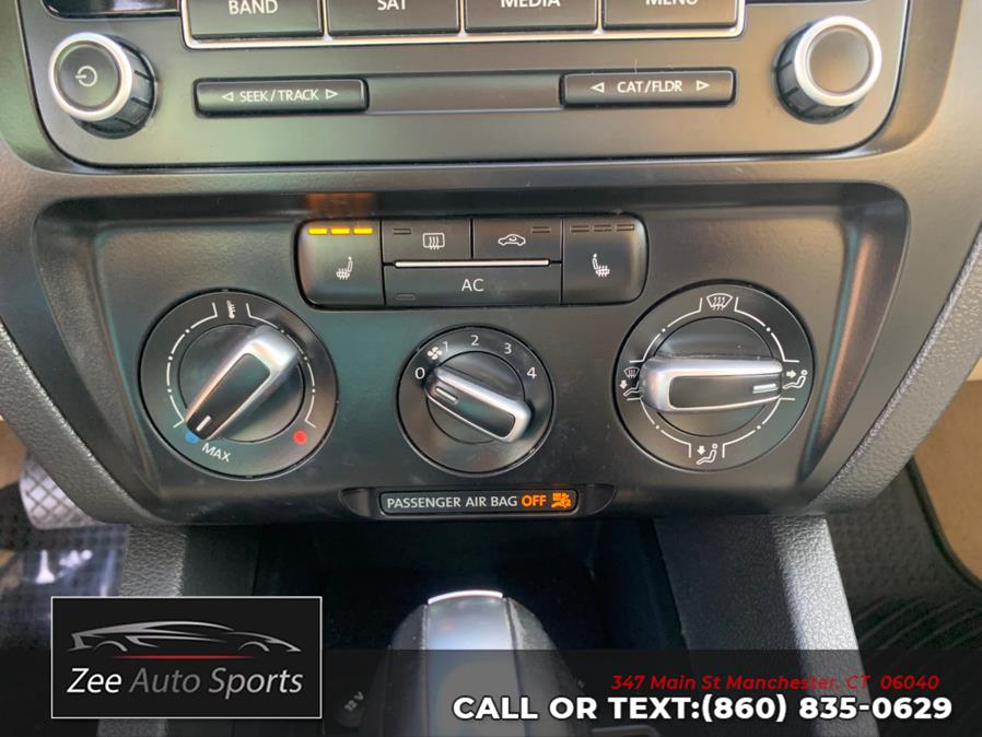 2011 Volkswagen Jetta Sedan 4dr Auto SE w/Convenience & Sunroof PZEV, available for sale in Manchester, Connecticut | Zee Auto Sports. Manchester, Connecticut 2011 Volkswagen Jetta Sedan 4dr Auto SE w/Convenience & Sunroof PZEV, available for sale in Manchester, Connecticut | Zee Auto Sports. Manchester, Connecticut