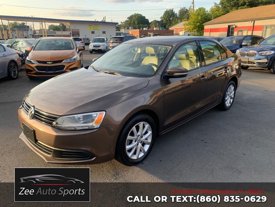 2011 Volkswagen Jetta Sedan 4dr Auto SE w/Convenience & Sunroof PZEV, available for sale in Manchester, Connecticut | Zee Auto Sports. Manchester, Connecticut 2011 Volkswagen Jetta Sedan 4dr Auto SE w/Convenience & Sunroof PZEV, available for sale in Manchester, Connecticut | Zee Auto Sports. Manchester, Connecticut