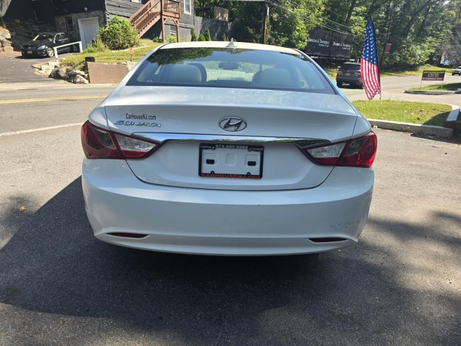2012 Hyundai Sonata 4dr Sdn 2.4L Auto GLS PZEV, available for sale in Bloomingdale, New Jersey | Bloomingdale Auto Group. Bloomingdale, New Jersey 2012 Hyundai Sonata 4dr Sdn 2.4L Auto GLS PZEV, available for sale in Bloomingdale, New Jersey | Bloomingdale Auto Group. Bloomingdale, New Jersey