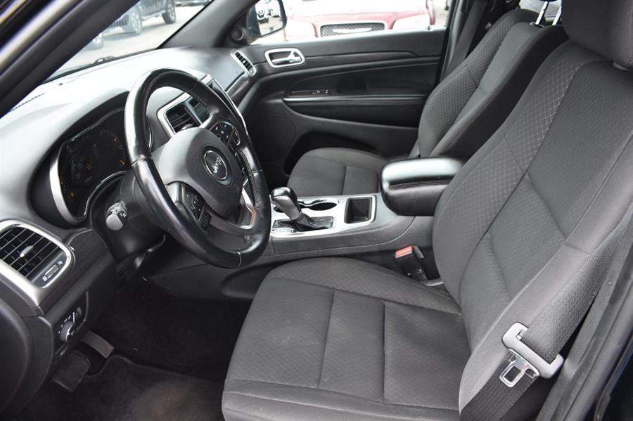 2018 Jeep Grand Cherokee LAREDO, available for sale in Patchogue, New York | 112 Auto Plaza. Patchogue, New York 2018 Jeep Grand Cherokee LAREDO, available for sale in Patchogue, New York | 112 Auto Plaza. Patchogue, New York