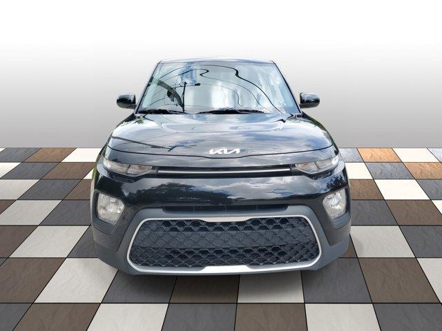 2022 Kia Soul LX photo 2