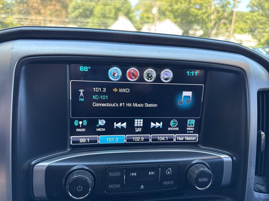 2017 GMC Sierra 2500HD 4WD Crew Cab SLE, available for sale in Waterbury, Connecticut | National Auto Brokers, Inc.. Waterbury, Connecticut 2017 GMC Sierra 2500HD 4WD Crew Cab SLE, available for sale in Waterbury, Connecticut | National Auto Brokers, Inc.. Waterbury, Connecticut
