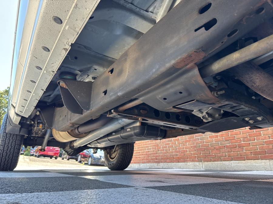 2017 GMC Sierra 2500HD 4WD Crew Cab SLE, available for sale in Waterbury, Connecticut | National Auto Brokers, Inc.. Waterbury, Connecticut 2017 GMC Sierra 2500HD 4WD Crew Cab SLE, available for sale in Waterbury, Connecticut | National Auto Brokers, Inc.. Waterbury, Connecticut