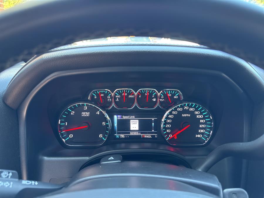 2017 GMC Sierra 2500HD 4WD Crew Cab SLE, available for sale in Waterbury, Connecticut | National Auto Brokers, Inc.. Waterbury, Connecticut 2017 GMC Sierra 2500HD 4WD Crew Cab SLE, available for sale in Waterbury, Connecticut | National Auto Brokers, Inc.. Waterbury, Connecticut