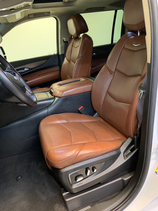 2017 Cadillac Escalade ESV 4WD 4dr Luxury, available for sale in Hillside, New Jersey | Euro Lux Auto. Hillside, New Jersey 2017 Cadillac Escalade ESV 4WD 4dr Luxury, available for sale in Hillside, New Jersey | Euro Lux Auto. Hillside, New Jersey