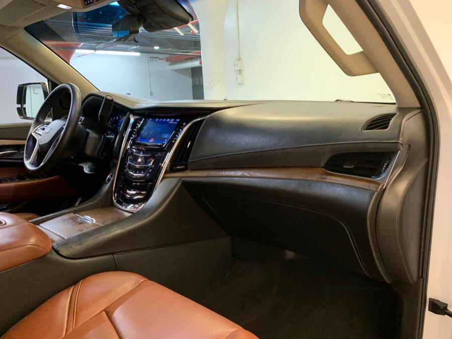 2017 Cadillac Escalade ESV 4WD 4dr Luxury, available for sale in Hillside, New Jersey | Euro Lux Auto. Hillside, New Jersey 2017 Cadillac Escalade ESV 4WD 4dr Luxury, available for sale in Hillside, New Jersey | Euro Lux Auto. Hillside, New Jersey