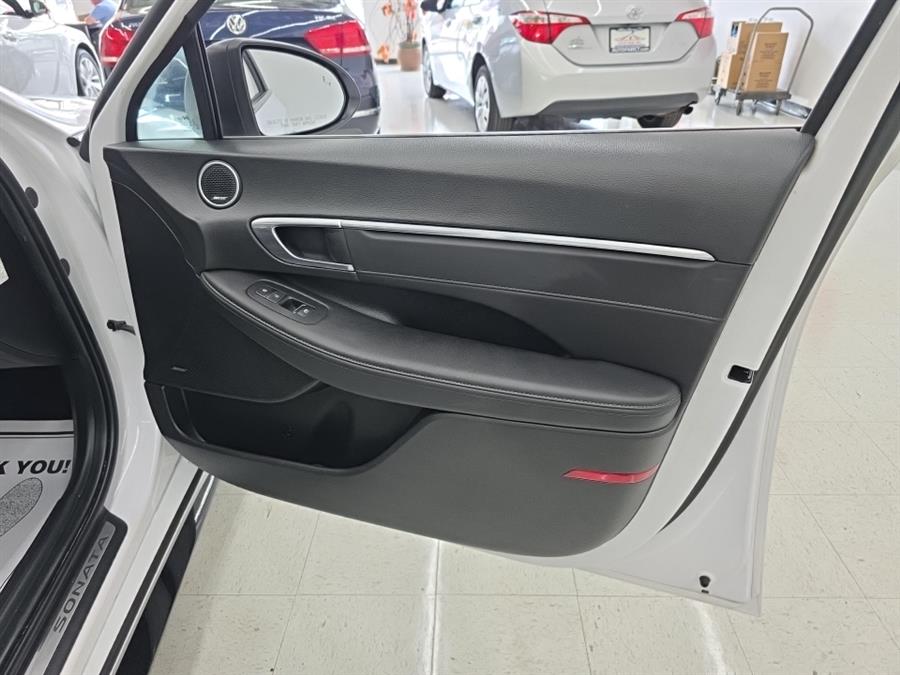 2023 Hyundai Sonata Hybrid Limited 2.0L, available for sale in West Haven, Connecticut | Auto Fair Inc.. West Haven, Connecticut 2023 Hyundai Sonata Hybrid Limited 2.0L, available for sale in West Haven, Connecticut | Auto Fair Inc.. West Haven, Connecticut