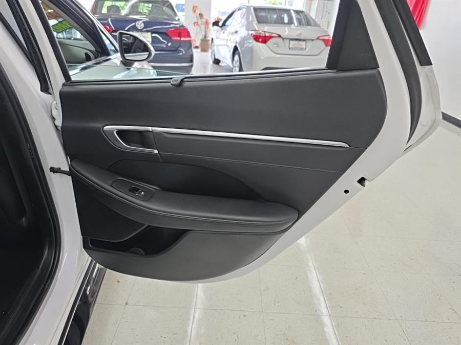 2023 Hyundai Sonata Hybrid Limited 2.0L, available for sale in West Haven, Connecticut | Auto Fair Inc.. West Haven, Connecticut 2023 Hyundai Sonata Hybrid Limited 2.0L, available for sale in West Haven, Connecticut | Auto Fair Inc.. West Haven, Connecticut