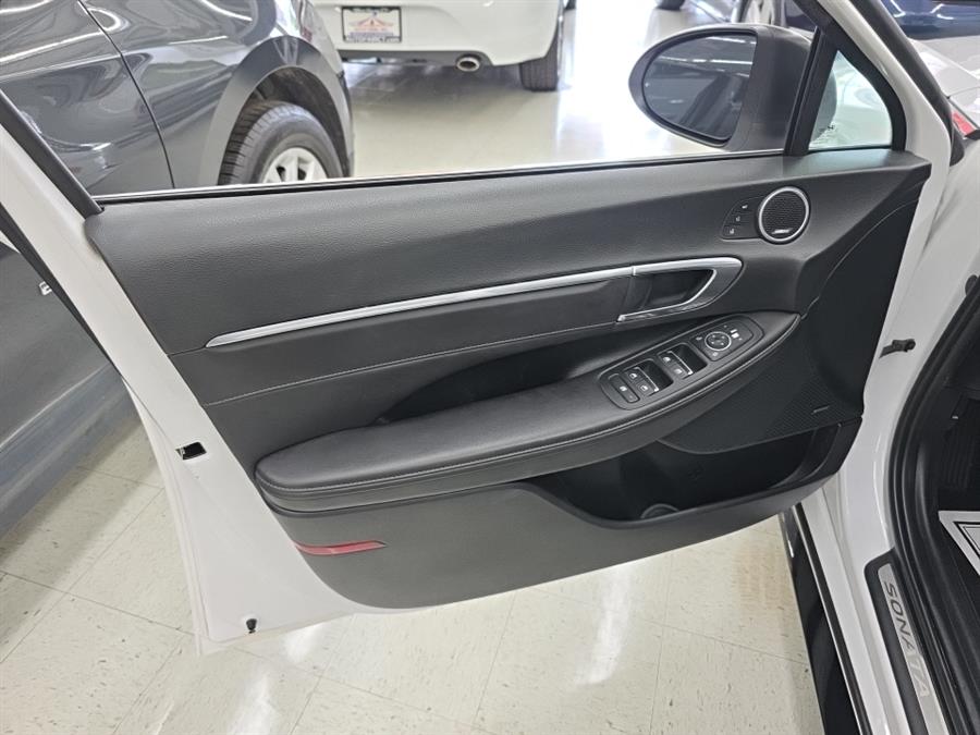 2023 Hyundai Sonata Hybrid Limited 2.0L, available for sale in West Haven, Connecticut | Auto Fair Inc.. West Haven, Connecticut 2023 Hyundai Sonata Hybrid Limited 2.0L, available for sale in West Haven, Connecticut | Auto Fair Inc.. West Haven, Connecticut