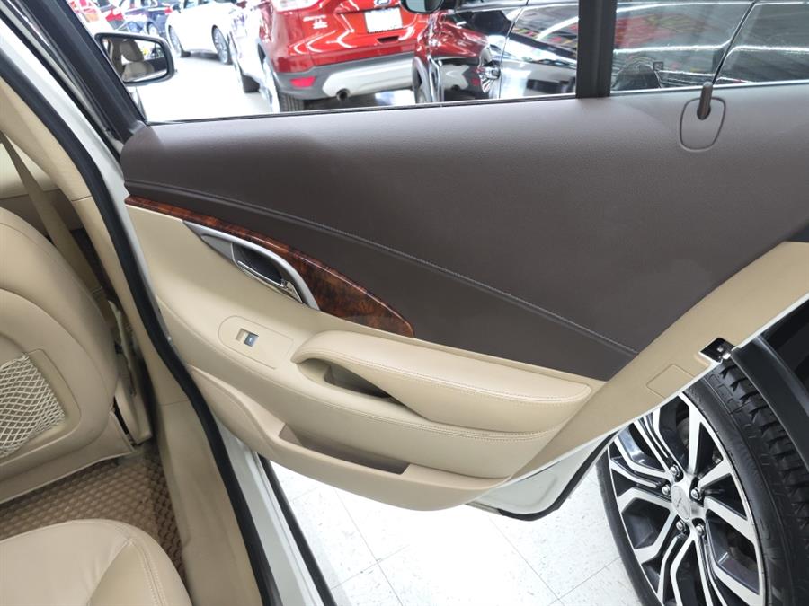 2011 Buick LaCrosse 4dr Sdn CXL FWD, available for sale in West Haven, Connecticut | Auto Fair Inc.. West Haven, Connecticut 2011 Buick LaCrosse 4dr Sdn CXL FWD, available for sale in West Haven, Connecticut | Auto Fair Inc.. West Haven, Connecticut