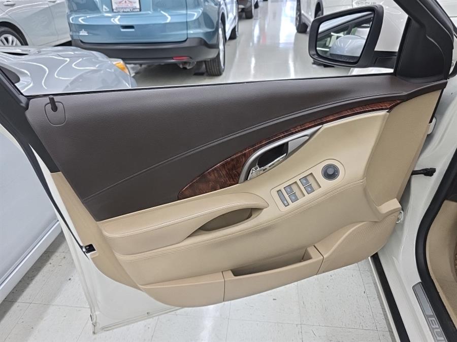 2011 Buick LaCrosse 4dr Sdn CXL FWD, available for sale in West Haven, Connecticut | Auto Fair Inc.. West Haven, Connecticut 2011 Buick LaCrosse 4dr Sdn CXL FWD, available for sale in West Haven, Connecticut | Auto Fair Inc.. West Haven, Connecticut