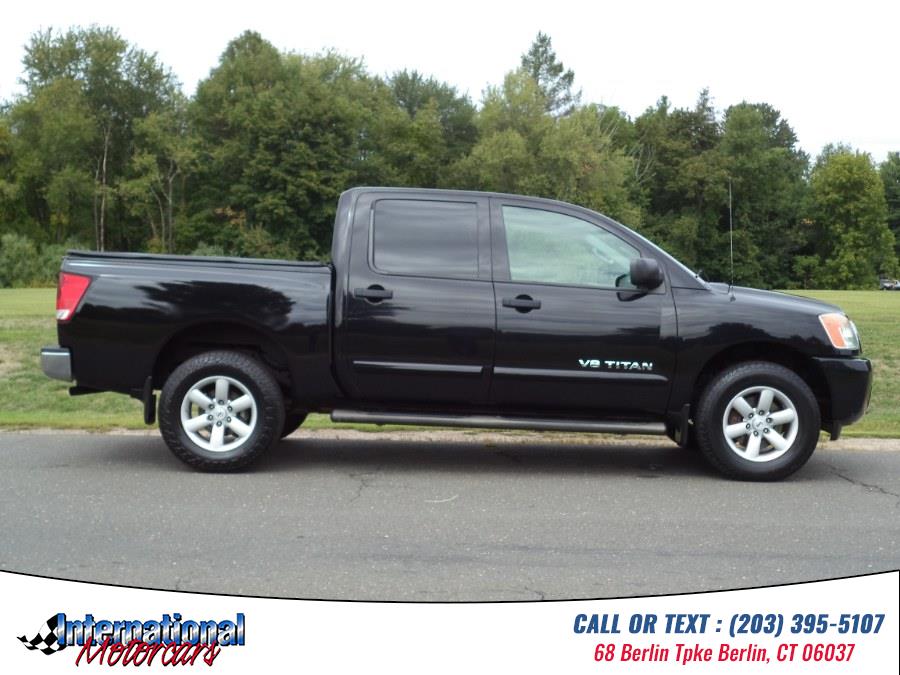 2014 Nissan Titan 4WD Crew Cab SWB SV, available for sale in Berlin, Connecticut | International Motorcars llc. Berlin, Connecticut 2014 Nissan Titan 4WD Crew Cab SWB SV, available for sale in Berlin, Connecticut | International Motorcars llc. Berlin, Connecticut