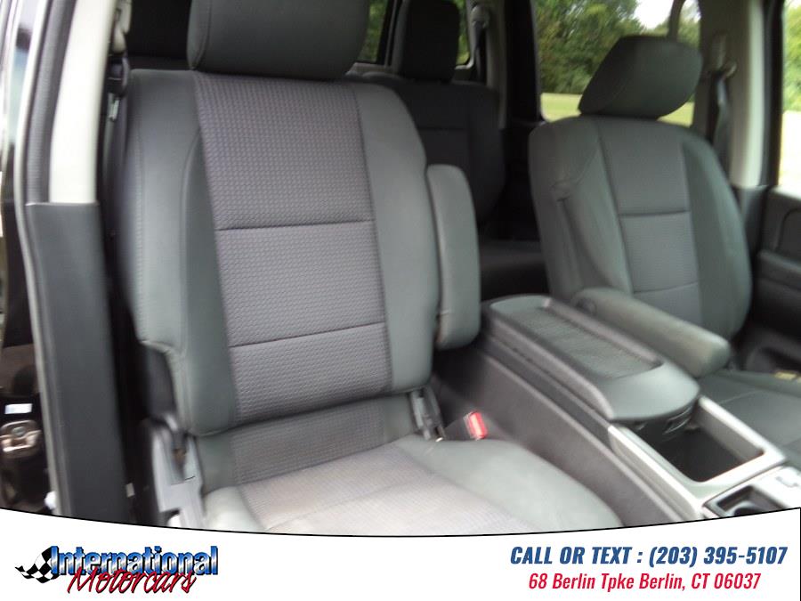 2014 Nissan Titan 4WD Crew Cab SWB SV, available for sale in Berlin, Connecticut | International Motorcars llc. Berlin, Connecticut 2014 Nissan Titan 4WD Crew Cab SWB SV, available for sale in Berlin, Connecticut | International Motorcars llc. Berlin, Connecticut