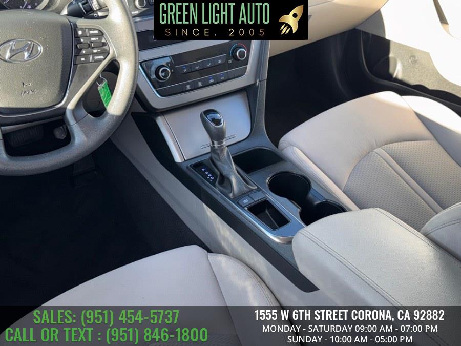 2017 Hyundai Sonata 2.4L PZEV, available for sale in Corona, California | Green Light Auto. Corona, California 2017 Hyundai Sonata 2.4L PZEV, available for sale in Corona, California | Green Light Auto. Corona, California