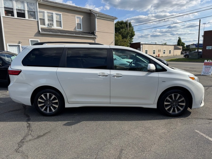 2018 Toyota Sienna XLE Premium AWD 7-Passenger (Natl), available for sale in West Springfield, Massachusetts | Union Street Auto Sales. West Springfield, Massachusetts 2018 Toyota Sienna XLE Premium AWD 7-Passenger (Natl), available for sale in West Springfield, Massachusetts | Union Street Auto Sales. West Springfield, Massachusetts