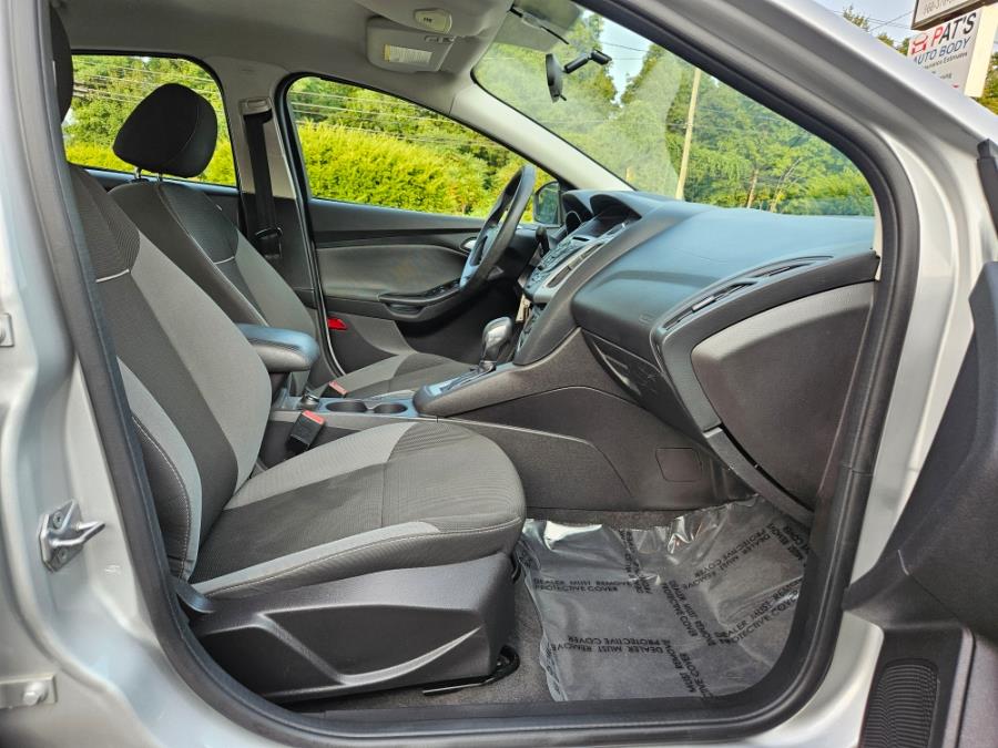 2014 Ford Focus 4dr Sdn SE, available for sale in East Windsor, Connecticut | Toro Auto. East Windsor, Connecticut 2014 Ford Focus 4dr Sdn SE, available for sale in East Windsor, Connecticut | Toro Auto. East Windsor, Connecticut