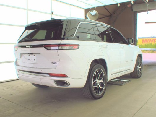 2022 Jeep Grand Cherokee Summit Reserve 4x4, available for sale in Franklin Square, New York | Luxury Motor Club. Franklin Square, New York 2022 Jeep Grand Cherokee Summit Reserve 4x4, available for sale in Franklin Square, New York | Luxury Motor Club. Franklin Square, New York