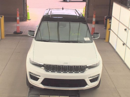 2022 Jeep Grand Cherokee Summit Reserve 4x4, available for sale in Franklin Square, New York | Luxury Motor Club. Franklin Square, New York 2022 Jeep Grand Cherokee Summit Reserve 4x4, available for sale in Franklin Square, New York | Luxury Motor Club. Franklin Square, New York
