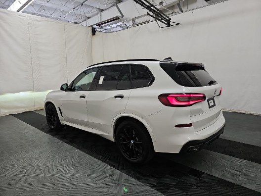 2022 BMW X5 xDrive40i Sports Activity Vehicle, available for sale in Franklin Square, New York | Luxury Motor Club. Franklin Square, New York 2022 BMW X5 xDrive40i Sports Activity Vehicle, available for sale in Franklin Square, New York | Luxury Motor Club. Franklin Square, New York