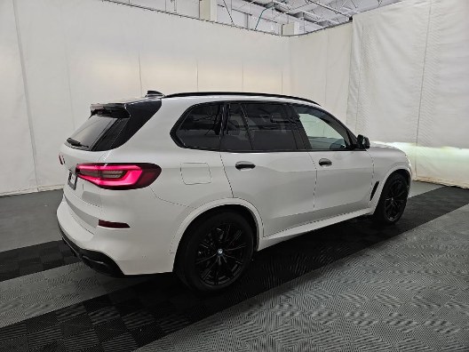 2022 BMW X5 xDrive40i Sports Activity Vehicle, available for sale in Franklin Square, New York | Luxury Motor Club. Franklin Square, New York 2022 BMW X5 xDrive40i Sports Activity Vehicle, available for sale in Franklin Square, New York | Luxury Motor Club. Franklin Square, New York