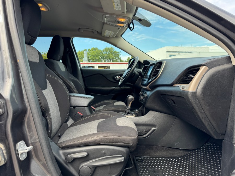2014 Jeep Cherokee 4WD 4dr North, available for sale in Ortonville, Michigan | Marsh Auto Sales LLC. Ortonville, Michigan 2014 Jeep Cherokee 4WD 4dr North, available for sale in Ortonville, Michigan | Marsh Auto Sales LLC. Ortonville, Michigan