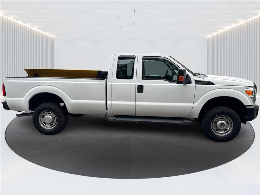 2016 Ford F-250 XLT photo 4