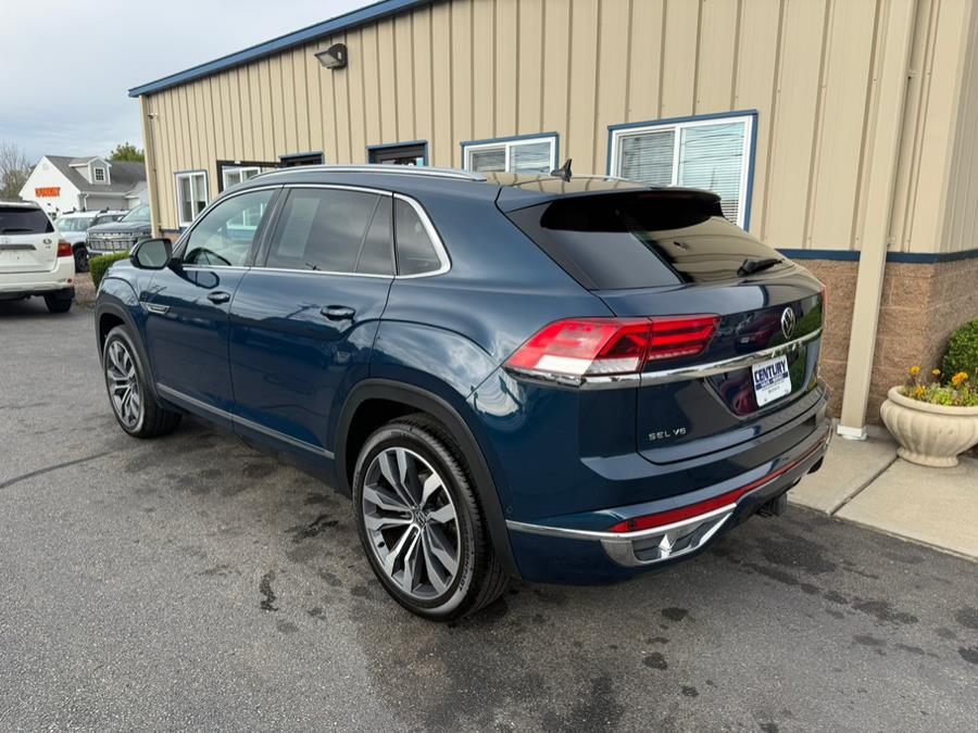 2022 Volkswagen Atlas Cross Sport 3.6L V6 SEL Premium R-Line 4MOTION, available for sale in East Windsor, Connecticut | Century Auto And Truck. East Windsor, Connecticut 2022 Volkswagen Atlas Cross Sport 3.6L V6 SEL Premium R-Line 4MOTION, available for sale in East Windsor, Connecticut | Century Auto And Truck. East Windsor, Connecticut