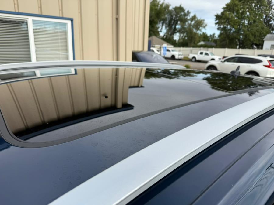 2022 Volkswagen Atlas Cross Sport 3.6L V6 SEL Premium R-Line 4MOTION, available for sale in East Windsor, Connecticut | Century Auto And Truck. East Windsor, Connecticut 2022 Volkswagen Atlas Cross Sport 3.6L V6 SEL Premium R-Line 4MOTION, available for sale in East Windsor, Connecticut | Century Auto And Truck. East Windsor, Connecticut