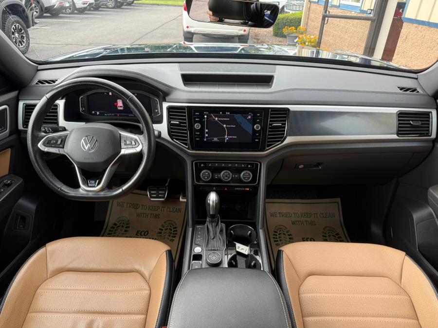 2022 Volkswagen Atlas Cross Sport 3.6L V6 SEL Premium R-Line 4MOTION, available for sale in East Windsor, Connecticut | Century Auto And Truck. East Windsor, Connecticut 2022 Volkswagen Atlas Cross Sport 3.6L V6 SEL Premium R-Line 4MOTION, available for sale in East Windsor, Connecticut | Century Auto And Truck. East Windsor, Connecticut