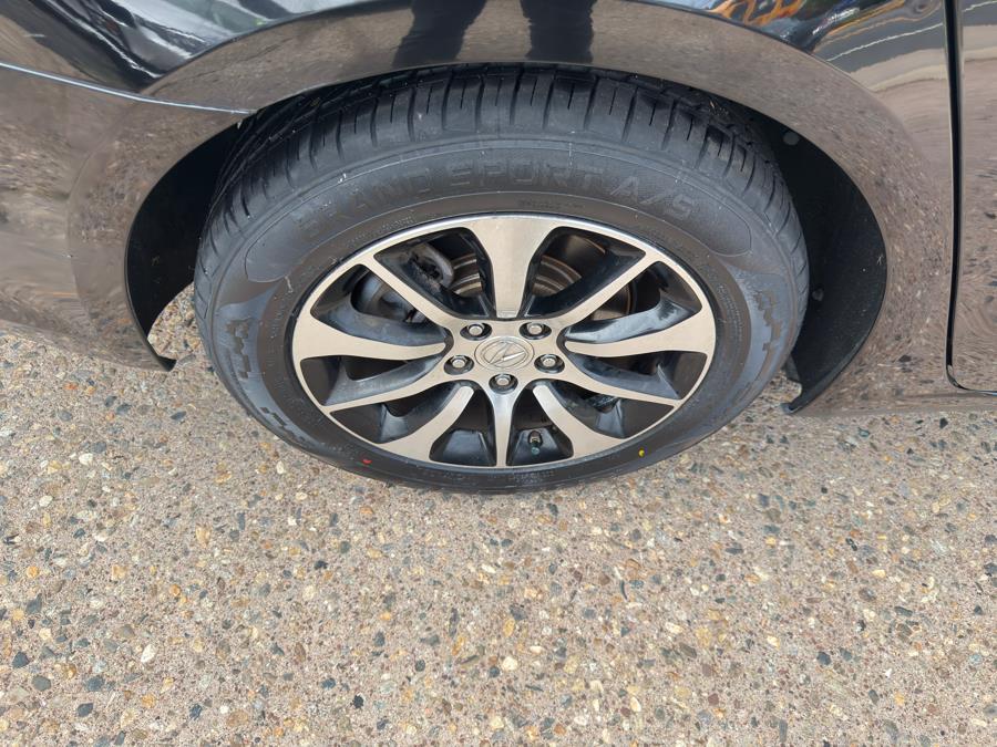 2015 Acura TLX 4dr Sdn FWD, available for sale in Manchester, Connecticut | Carsonmain LLC. Manchester, Connecticut 2015 Acura TLX 4dr Sdn FWD, available for sale in Manchester, Connecticut | Carsonmain LLC. Manchester, Connecticut