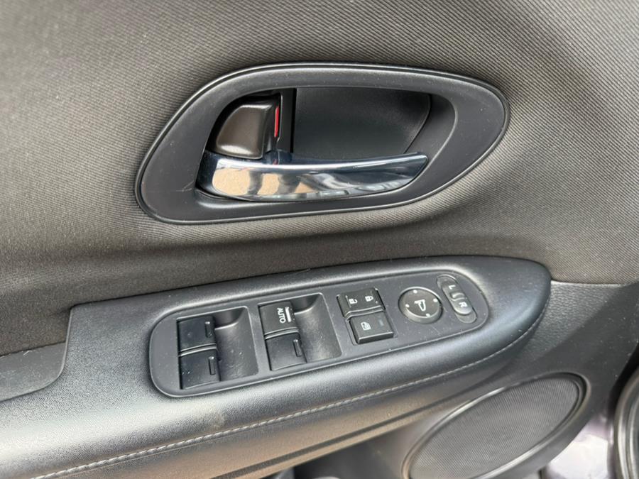 2017 Honda HR-V LX AWD CVT, available for sale in Manchester, Connecticut | Carsonmain LLC. Manchester, Connecticut 2017 Honda HR-V LX AWD CVT, available for sale in Manchester, Connecticut | Carsonmain LLC. Manchester, Connecticut