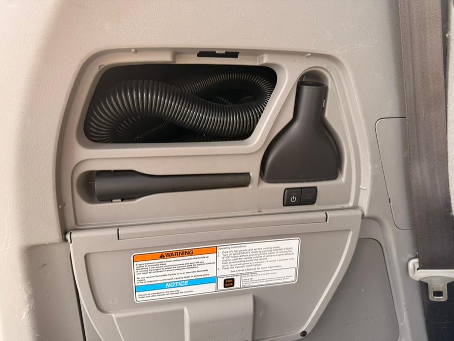 2016 Honda Odyssey 5dr SE, available for sale in Brooklyn, New York | Worlds Best Auto Inc. Brooklyn, New York 2016 Honda Odyssey 5dr SE, available for sale in Brooklyn, New York | Worlds Best Auto Inc. Brooklyn, New York