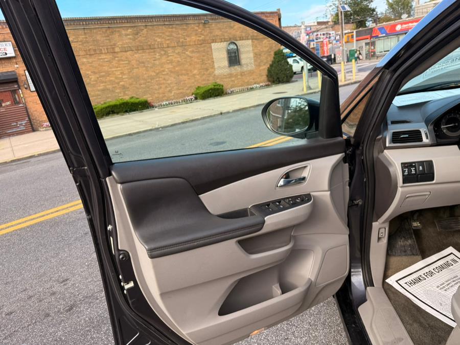 2016 Honda Odyssey 5dr SE, available for sale in Brooklyn, New York | Worlds Best Auto Inc. Brooklyn, New York 2016 Honda Odyssey 5dr SE, available for sale in Brooklyn, New York | Worlds Best Auto Inc. Brooklyn, New York