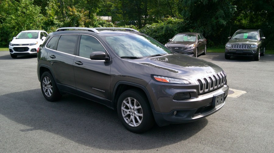2017 Jeep Cherokee Latitude 4x4, available for sale in Yantic, Connecticut | Yantic Auto Center. Yantic, Connecticut 2017 Jeep Cherokee Latitude 4x4, available for sale in Yantic, Connecticut | Yantic Auto Center. Yantic, Connecticut