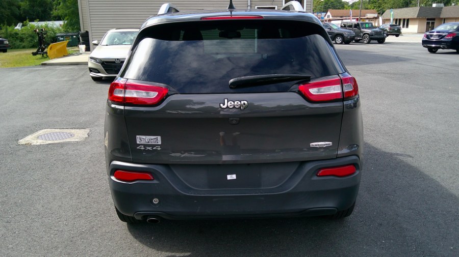 2017 Jeep Cherokee Latitude 4x4, available for sale in Yantic, Connecticut | Yantic Auto Center. Yantic, Connecticut 2017 Jeep Cherokee Latitude 4x4, available for sale in Yantic, Connecticut | Yantic Auto Center. Yantic, Connecticut