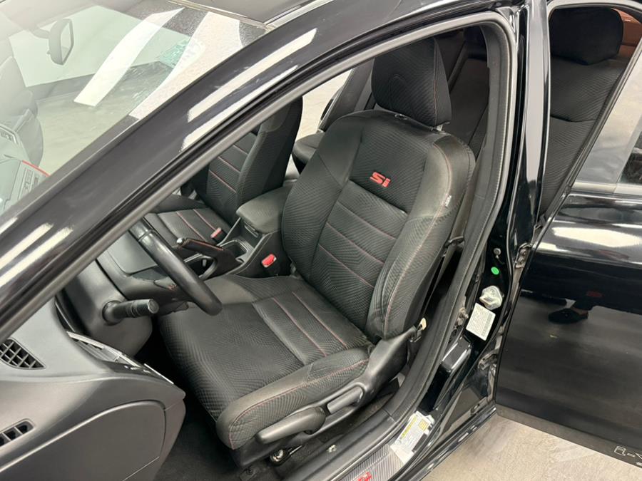 2013 Honda Civic Sdn SI 4dr Man Si, available for sale in Elizabeth, New Jersey | M Auto Group. Elizabeth, New Jersey 2013 Honda Civic Sdn SI 4dr Man Si, available for sale in Elizabeth, New Jersey | M Auto Group. Elizabeth, New Jersey
