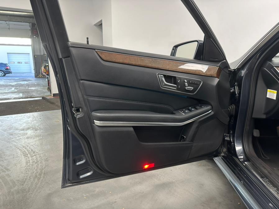2014 Mercedes-Benz E-Class 4dr Sdn E350 Sport 4MATIC, available for sale in Elizabeth, New Jersey | M Auto Group. Elizabeth, New Jersey 2014 Mercedes-Benz E-Class 4dr Sdn E350 Sport 4MATIC, available for sale in Elizabeth, New Jersey | M Auto Group. Elizabeth, New Jersey