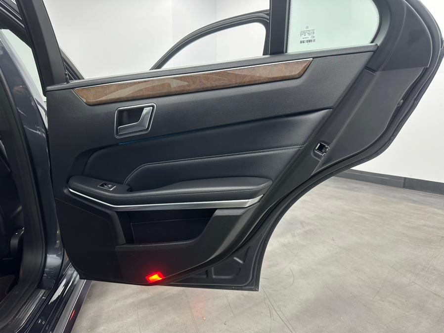 2014 Mercedes-Benz E-Class 4dr Sdn E350 Sport 4MATIC, available for sale in Elizabeth, New Jersey | M Auto Group. Elizabeth, New Jersey 2014 Mercedes-Benz E-Class 4dr Sdn E350 Sport 4MATIC, available for sale in Elizabeth, New Jersey | M Auto Group. Elizabeth, New Jersey