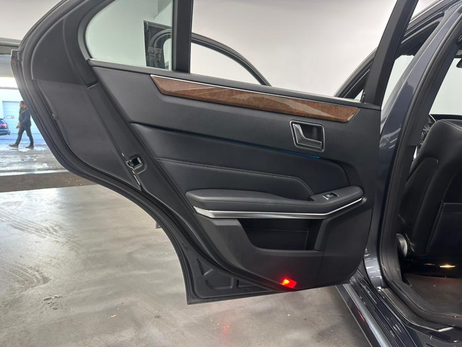 2014 Mercedes-Benz E-Class 4dr Sdn E350 Sport 4MATIC, available for sale in Elizabeth, New Jersey | M Auto Group. Elizabeth, New Jersey 2014 Mercedes-Benz E-Class 4dr Sdn E350 Sport 4MATIC, available for sale in Elizabeth, New Jersey | M Auto Group. Elizabeth, New Jersey